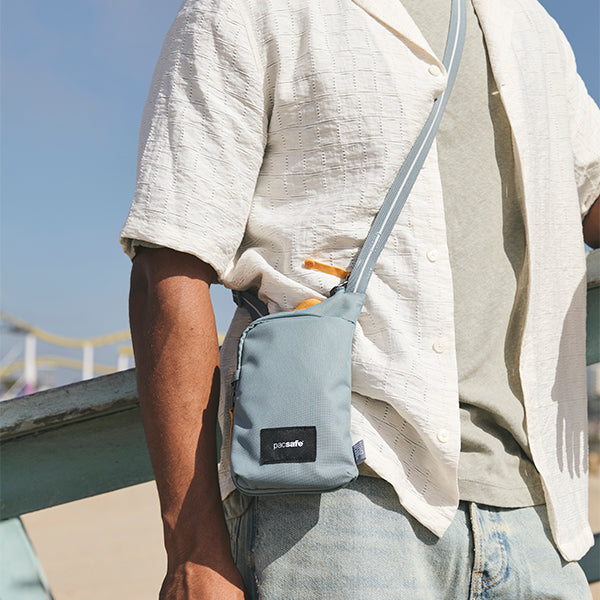 パックセーフ GO テッククロスボディ フレッシュミント