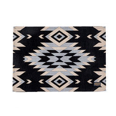 ワイストレイルブラック