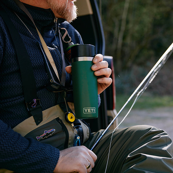 イエティ ランブラー16oz トラベルボトル シーズナルカラー