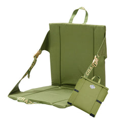 アーミーグリーン