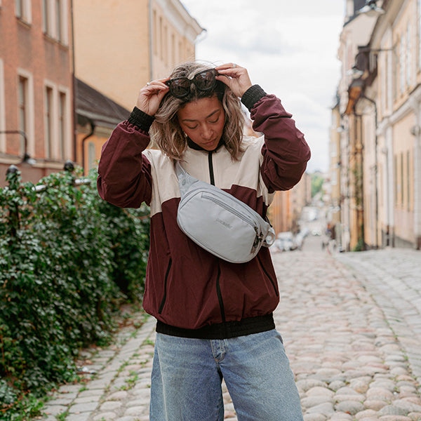 パックセーフ V ヒップパック