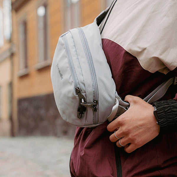 パックセーフ V ヒップパック