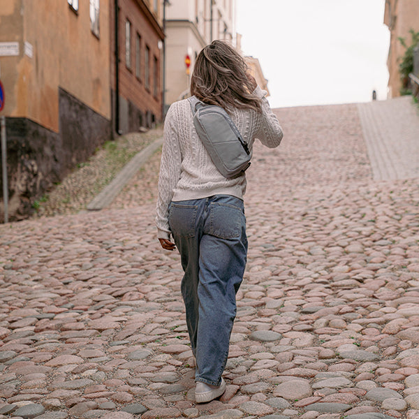 パックセーフ V アクションスリング