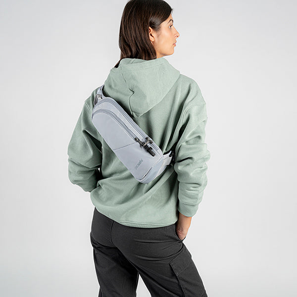 パックセーフ V アクションスリング – aandfonlinestore