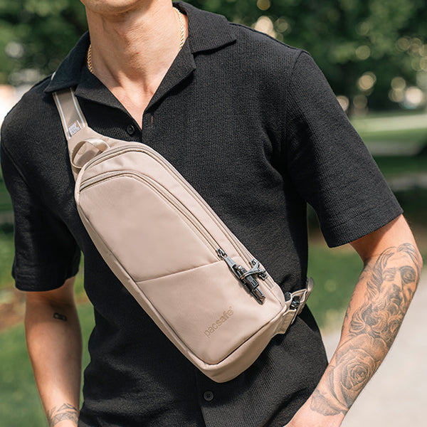 パックセーフ V アクションスリング