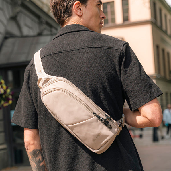 パックセーフ V アクションスリング