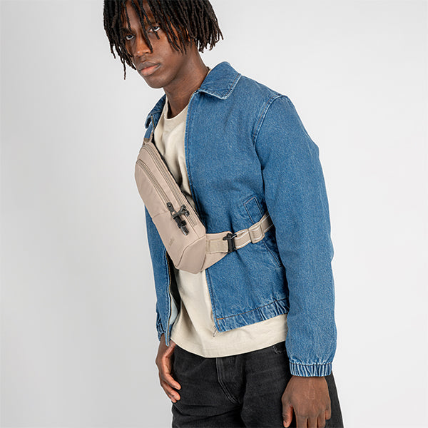 パックセーフ V アクションスリング