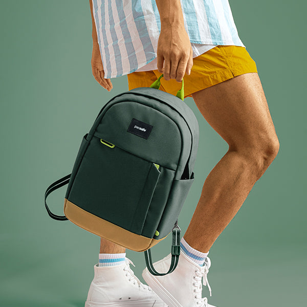 パックセーフ GO 15Lバックパック