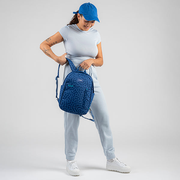 パックセーフ GO 15Lバックパック