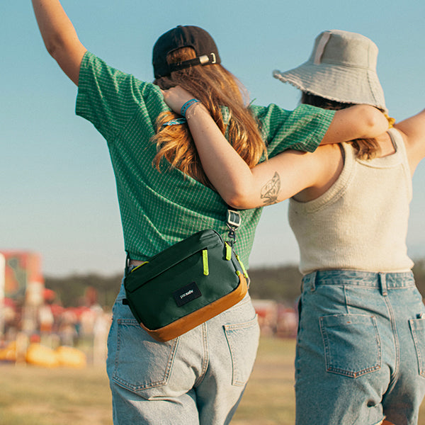 パックセーフ GO クロスボディ