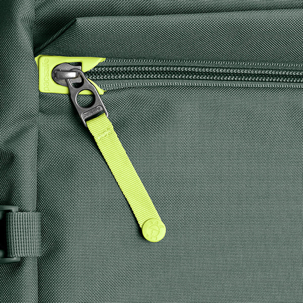 パックセーフ GO キャリーオンバックパック 44L