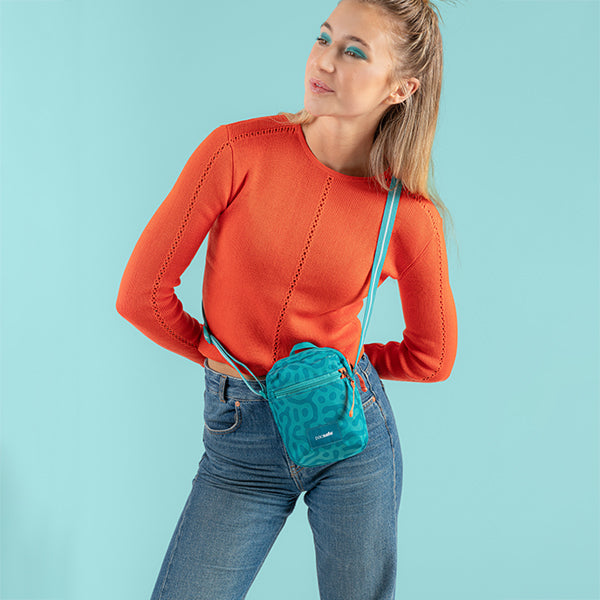 パックセーフ GO マイクロ クロスボディ