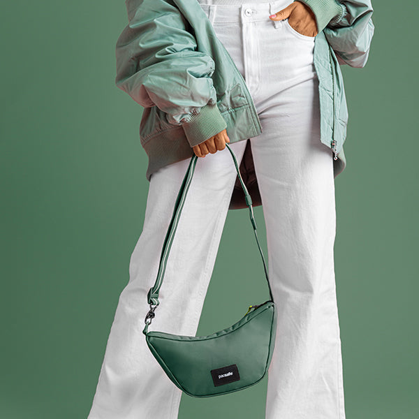 パックセーフ GO ルナークロスボディ