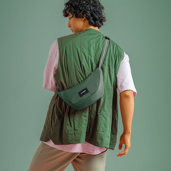 パックセーフ GO ルナークロスボディ