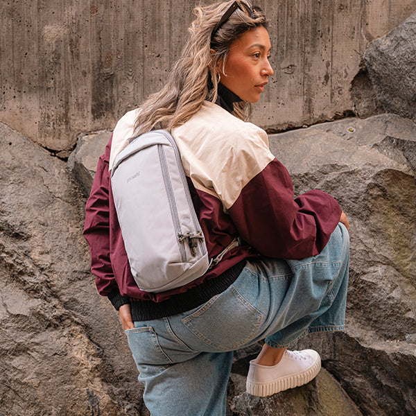 パックセーフ V テックスリング