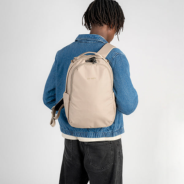 パックセーフ V16 バックパック