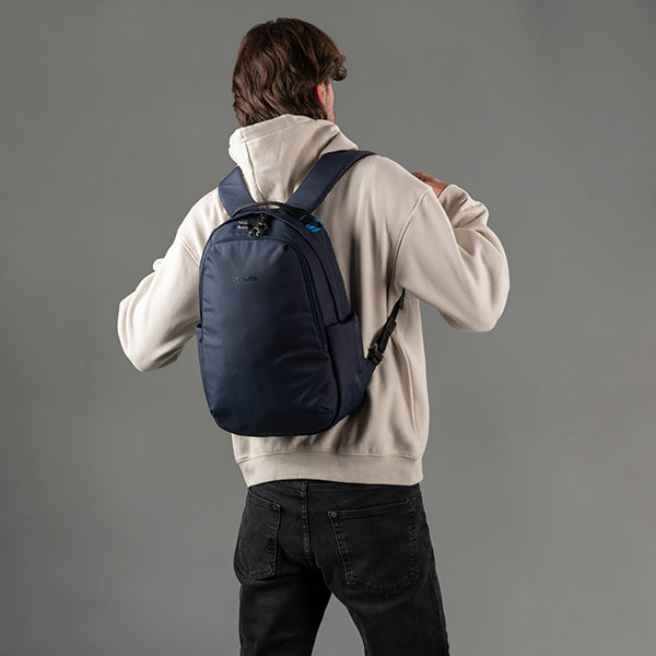 パックセーフ V16 バックパック