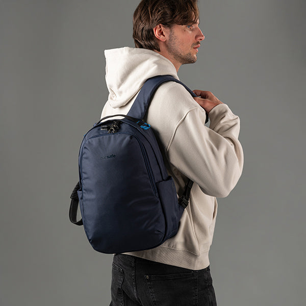 パックセーフ V16 バックパック