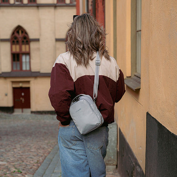 パックセーフ Vコンパニオン クロスボディ