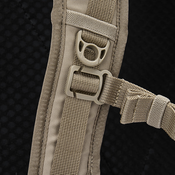 パックセーフ V24 バックパック