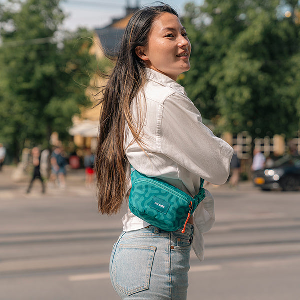 パックセーフ GO マイクロスリング