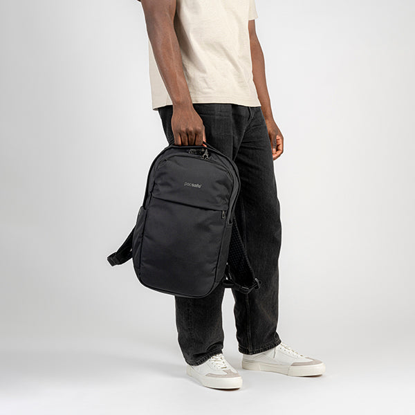 パックセーフ V20 シティバックパック