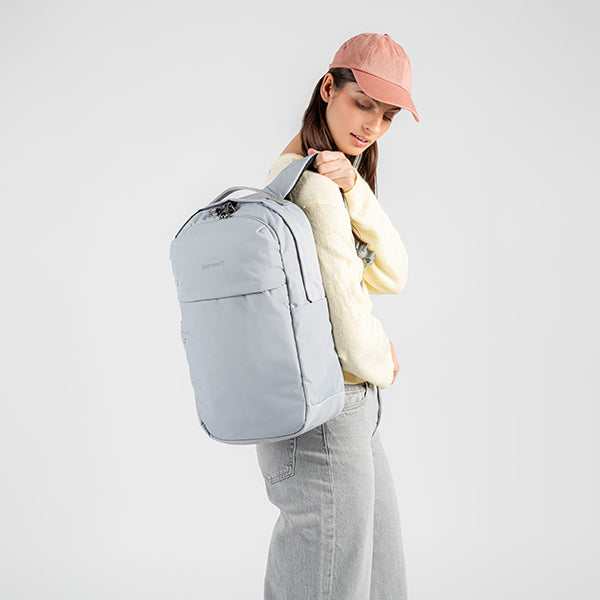 パックセーフ V20 シティバックパック