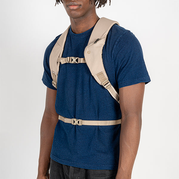 パックセーフ V20 シティバックパック