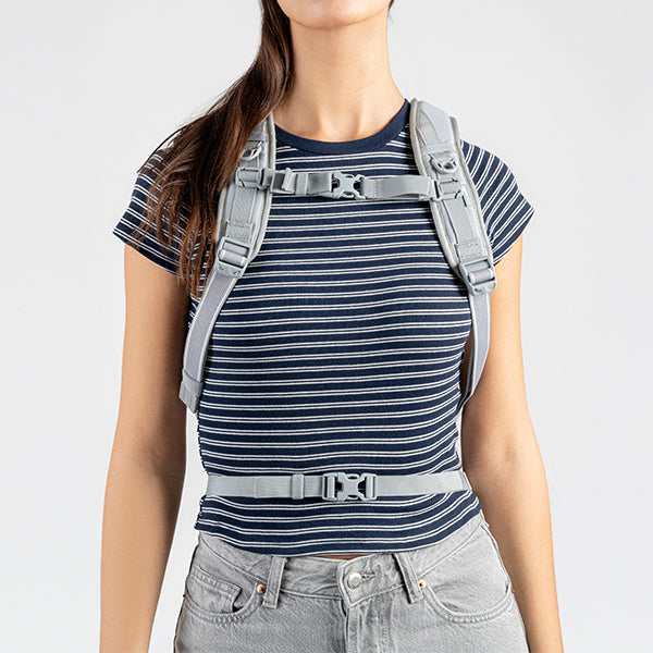 パックセーフ V12 テックバックパック