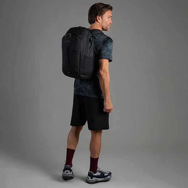 パックセーフ EXP28 バックパック