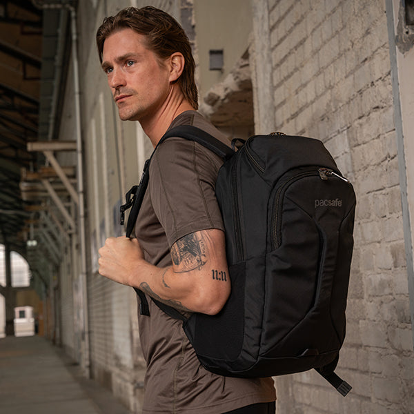 パックセーフ EXP28 バックパック