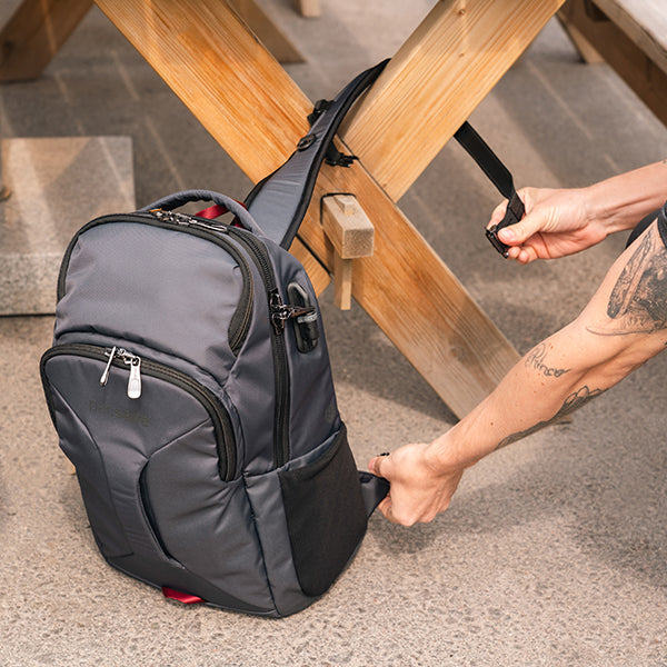 パックセーフ EXP28 バックパック