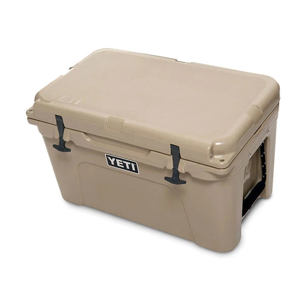 YETI Tundra 45 Tan