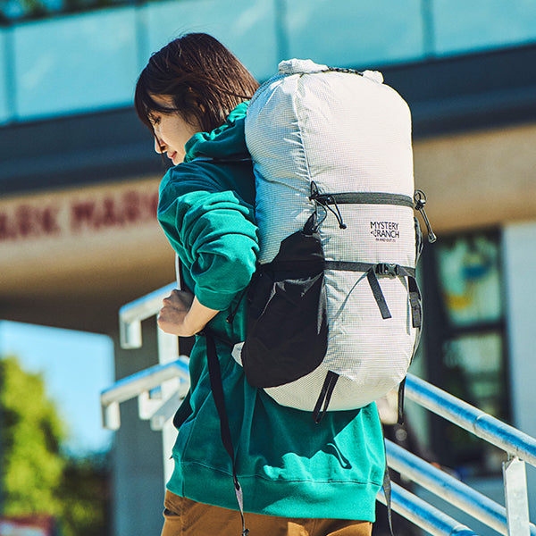 ミステリーランチ インアンドアウト25