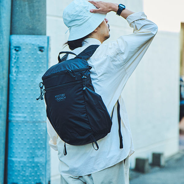 ミステリーランチ インアンドアウト18