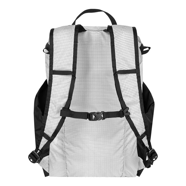 ミステリーランチ インアンドアウト18