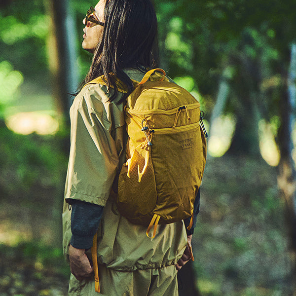 ミステリーランチ インアンドアウト18