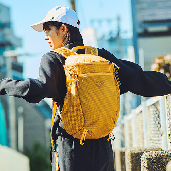 ミステリーランチ インアンドアウト18