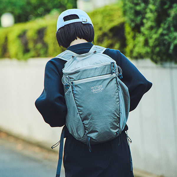 ミステリーランチ インアンドアウト18