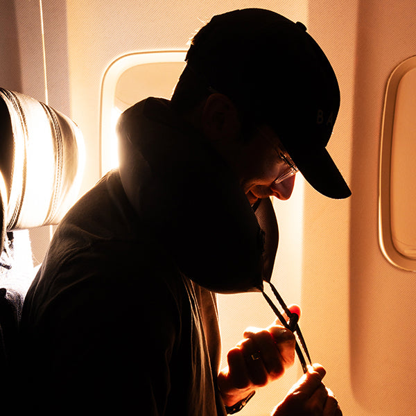 マタドール ブラックアウト トラベルピロー