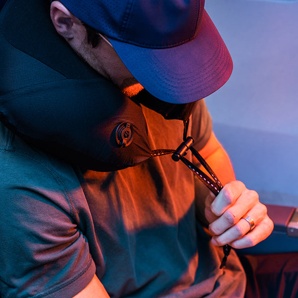 マタドール ブラックアウト トラベルピロー