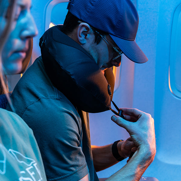 マタドール ブラックアウト トラベルピロー