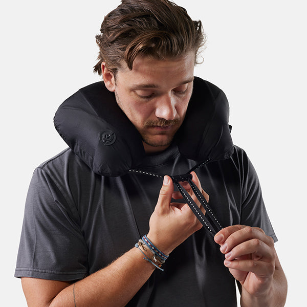 マタドール ブラックアウト トラベルピロー