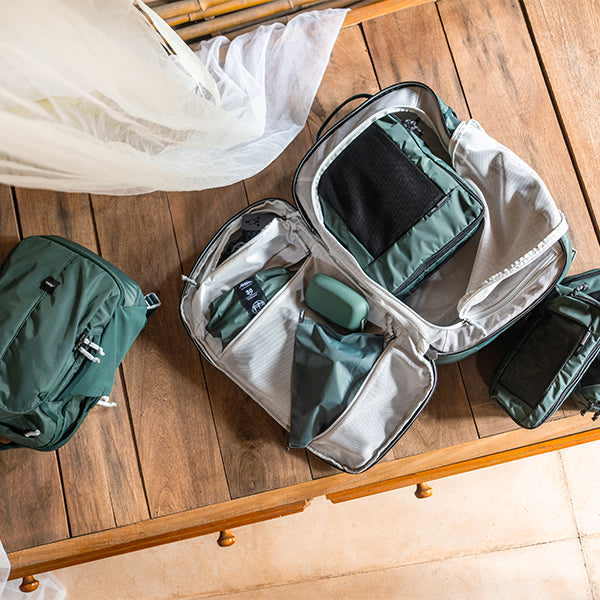 マタドール 18L パーソナルアイテム トラベルパック