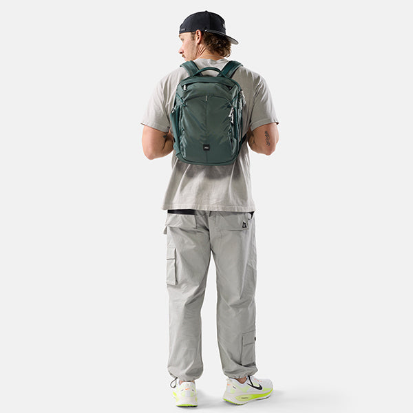 マタドール 18L パーソナルアイテム トラベルパック