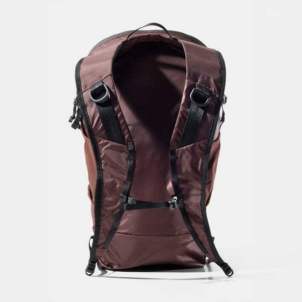 マタドール 18L パッカブル バックパック