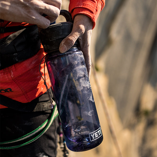 イエティ ヨンダー 750ml ウォーターボトル ウィズ チャグキャップ