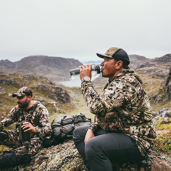 イエティ ヨンダー 1L ウォーターボトル ウィズ チャグキャップ